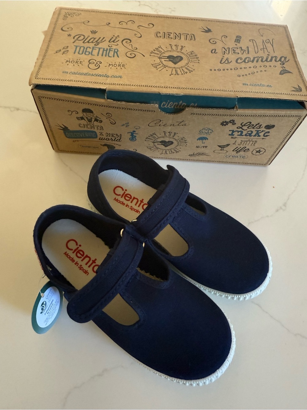 Cienta Navy Blue Girls Mary Jane Sandals with Hook-and-Loop Strap